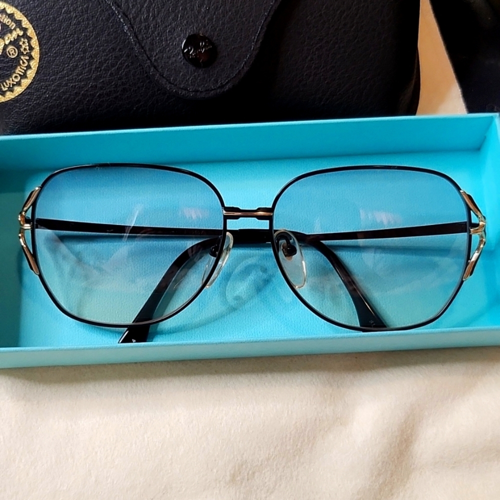 Yves Saint Laurent YSL Vintage sunglasses 🕶